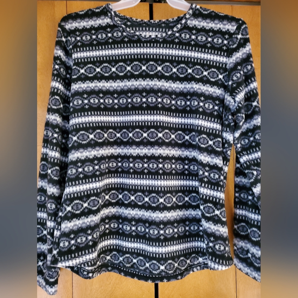 Women's Soft Black & White Lightweight Fleece Top